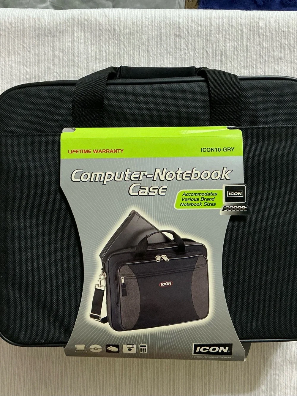 NEW - ICON Black Computer-Notebook Case
